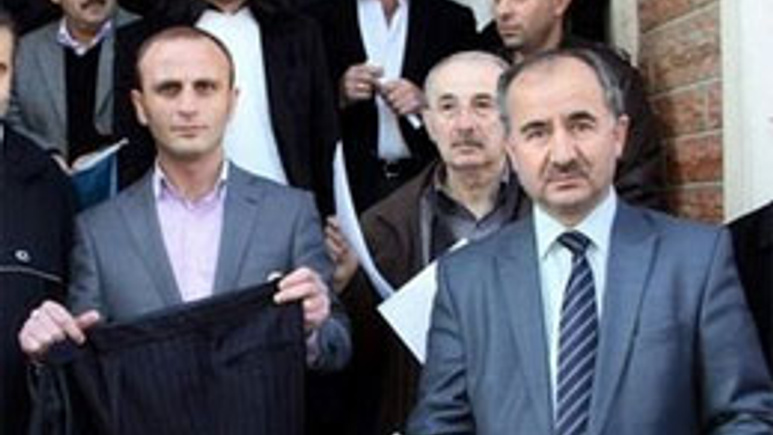 Milletvekili zamlarına ilginç protesto!