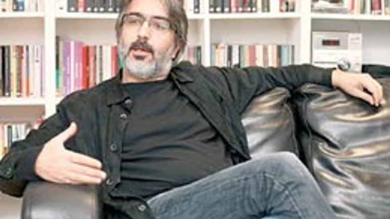 Erkan Mumcu'dan AK Parti kehaneti