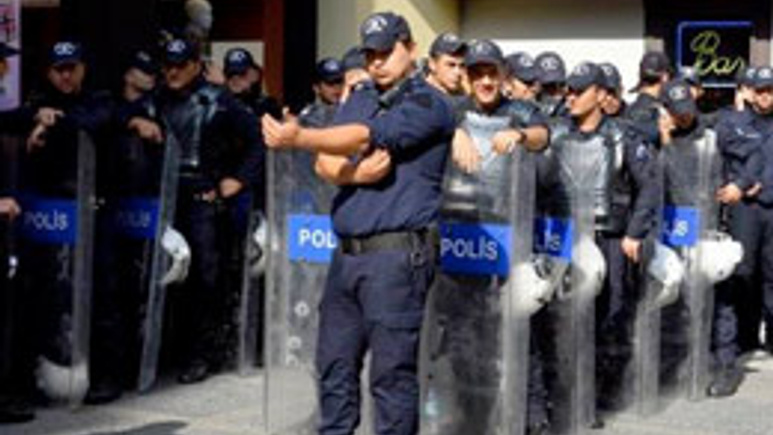 Öğretmen ve polis maaşlarına zam geliyor