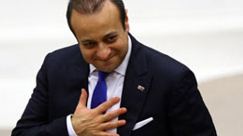 Egemen Bağış'tan cemaate sert sözler