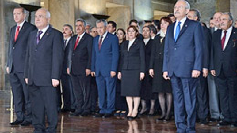 Cemil Çiçek Anıtkabir defterine ne yazdı?