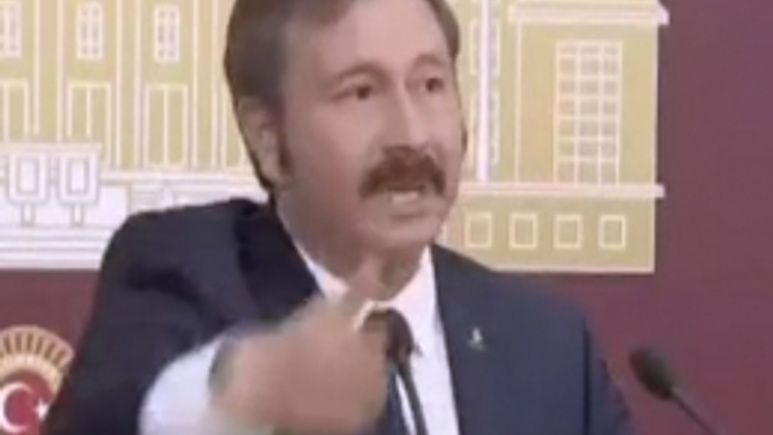 İstifa eden İdris Bal cemaat medyasına saydırdı