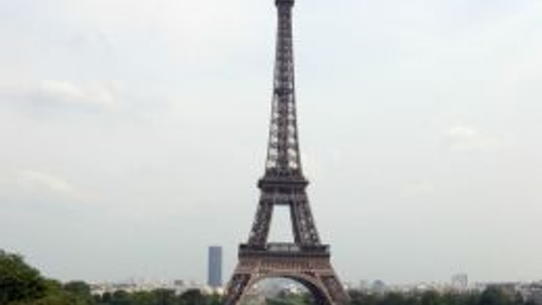 Paris cinayetlerinde Alman istihbaratı şüphesi