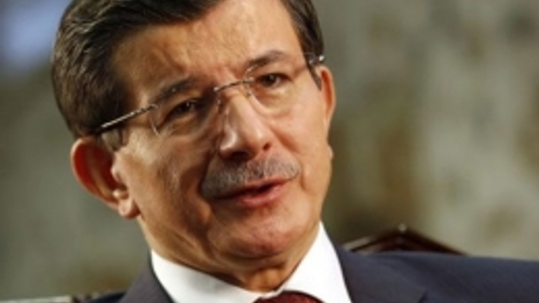 Davutoğlu'ndan uçakta Ahmet Hakan mesajı!