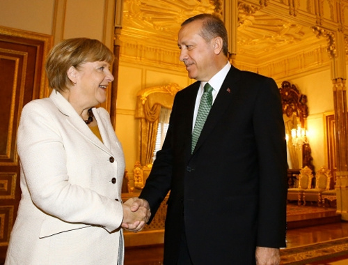 Merkel'den Erdoğan'a AB müjdesi!