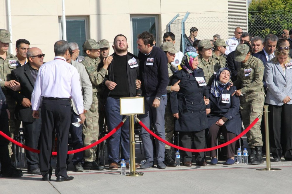 Günün en anlamlı karesi Elazığ'dan