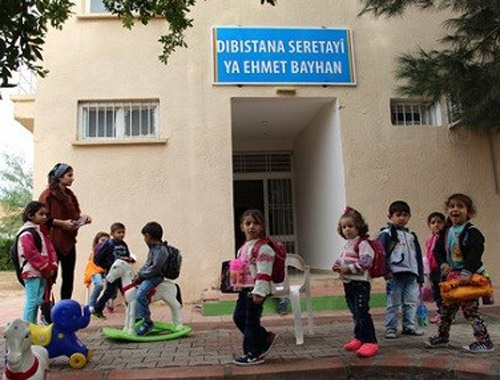 1 hafta önce açılan Kürtçe okul mühürlendi!