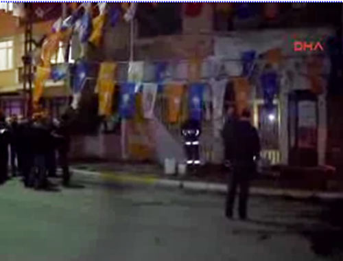 AK Parti seçim bürosuna bombalı saldırı