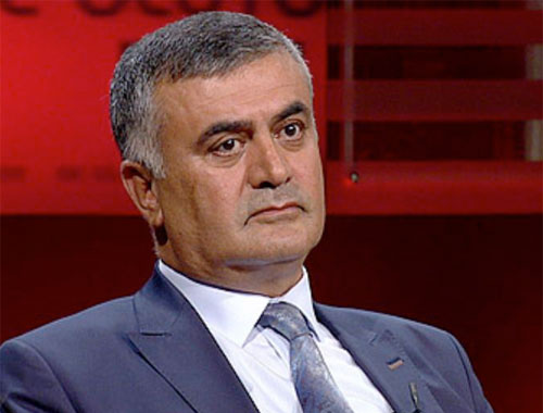 Seçimi bilen anketçi Adil Gür'den 5. parti iddiası