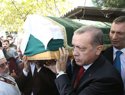 Erdoğan, arkadaşının cenaze törenine katıldı