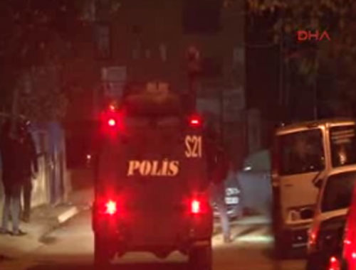 Diyarbakır’da polis karakoluna bombalı saldırı