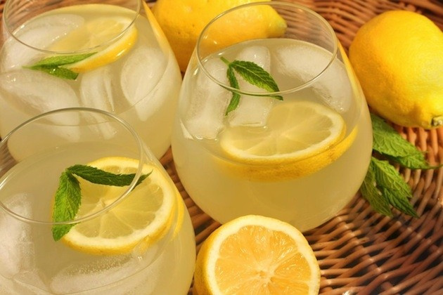 Limon suyunun 10 inanılmaz faydası