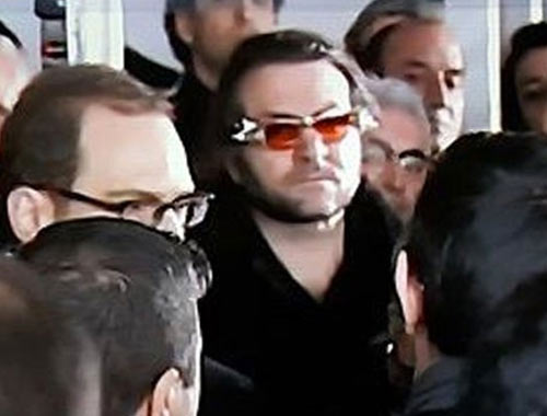 Mustafa Koç'un cenazesindeki esrarengiz kişi bakın kim çıktı!