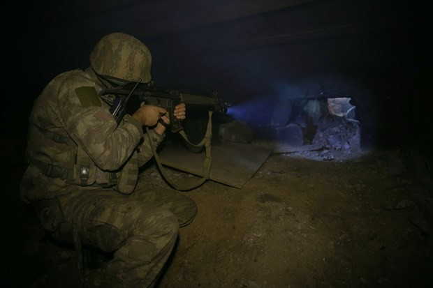 Cizre'de PKK'nın tüneli tespit edildi!