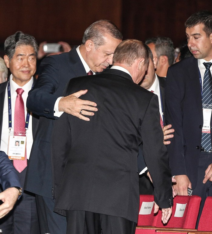 Dünya bunu izledi Erdoğan ve Putin gülerek batıyı çatlattı