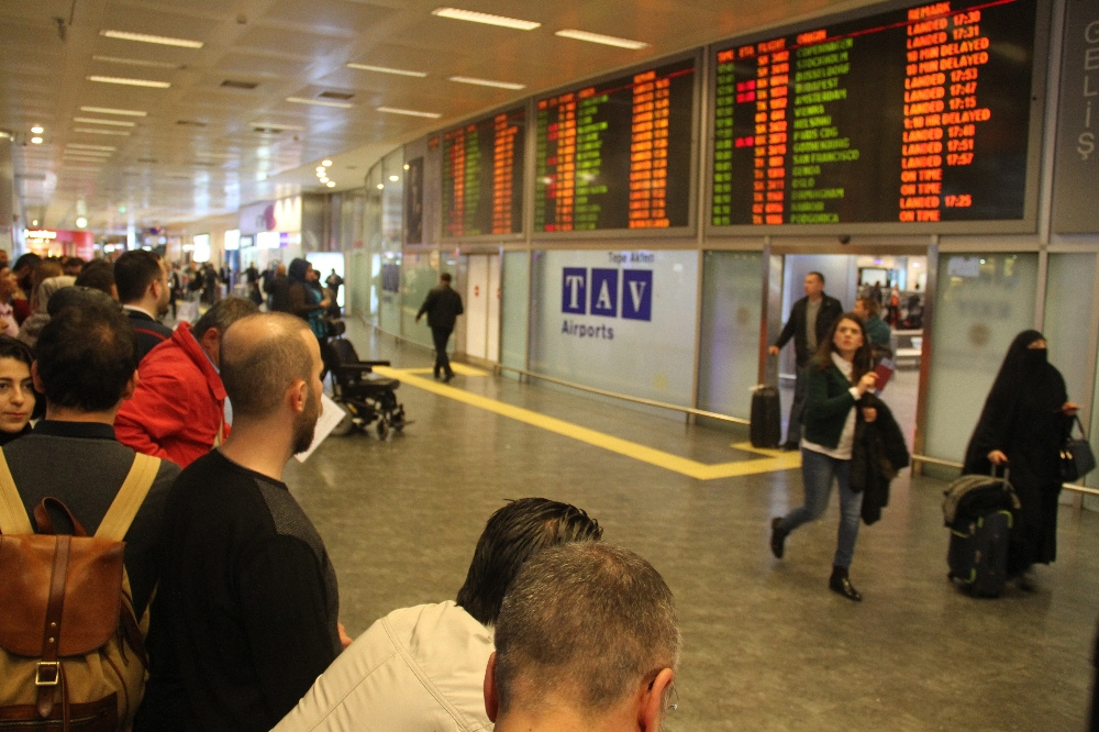 Atatürk Havalimanı'nda POLNET arızası