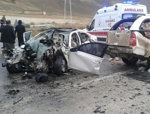 Van’da feci kaza: 6 ölü, 2 yaralı