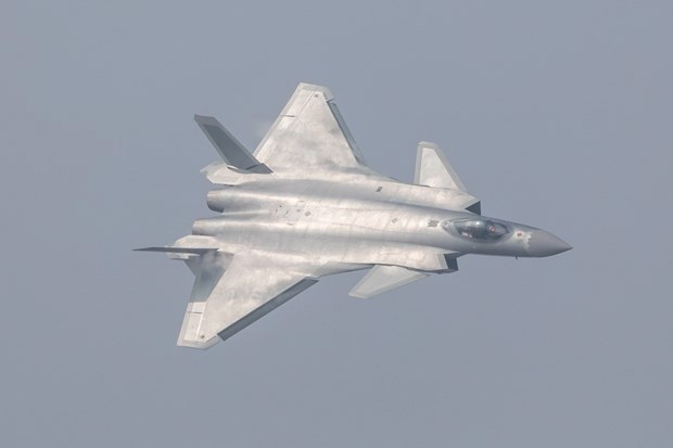 Çin hayalet uçak J-20 ile ABD'ye karşı şov yaptı