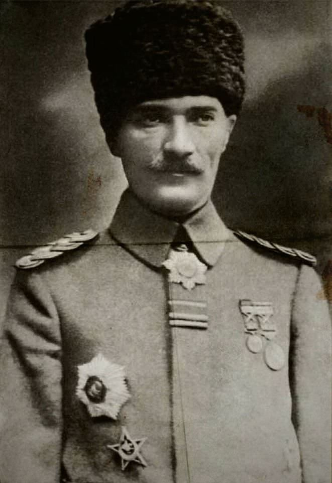 Daha önce görmediniz Atatürk'ün hiç bilinmeyen fotoğrafları
