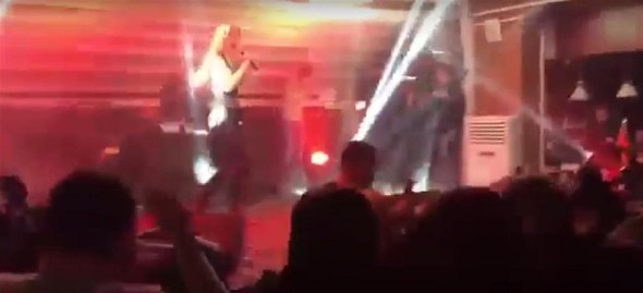 Aleyna Tilki konserine bakın neden patlayıcı atmışlar!