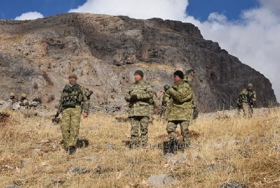 PKK'ya dev operasyon ele geçirilenlere bakın!