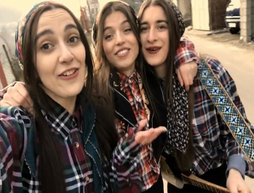 Sosyal medyayı sallayan Gürcü kızlardan yeni şarkı