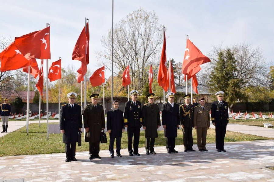 Genelkurmay Başkanı Hulisi Akar'ın Romanya'da gittiği yer