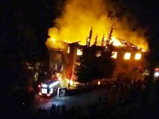 Adana öğrenci yurdu yangınından şok haberler ölenler...