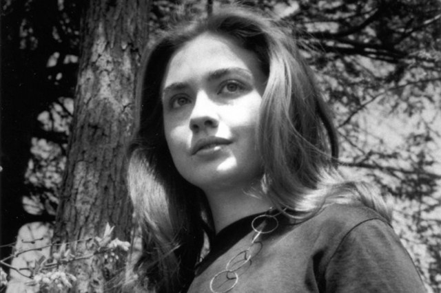 Hillary Clinton'ın ne kadar güzelmiş gençliğine bakın!