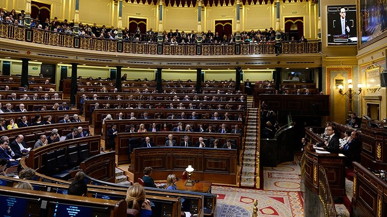 O ülke yaz saati uygulamasından vazgeçti bakın neden