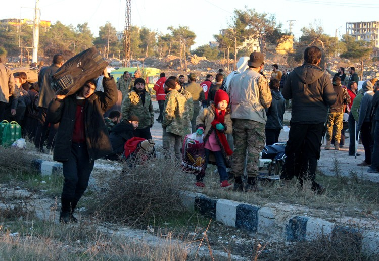 Halep'ten tahliyeler başladı