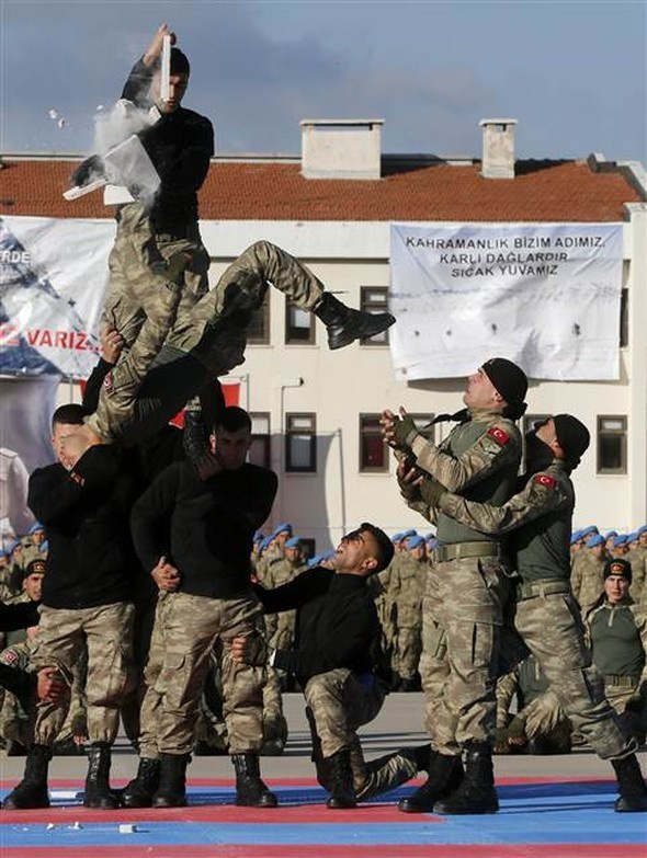 Uzman erbaşların terörle mücadele kursu aksiyon dolu anlar