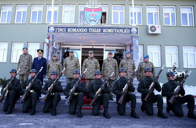 Orgeneral Akar şehit komandoların birliğine böyle seslendi!