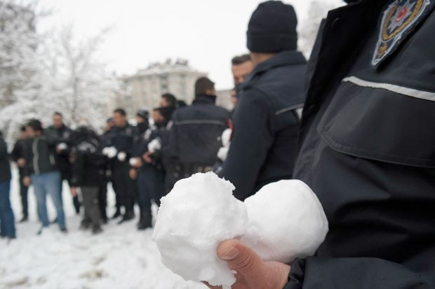 Kahramanmaraş'ta polis ile vatandaş arasında 'soğuk savaş!'