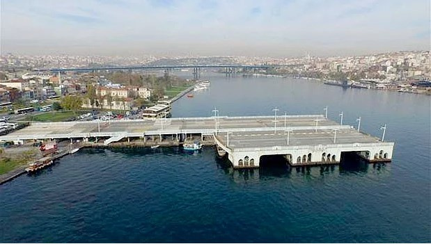 Galata Köprüsü İstanbul'a veda etti