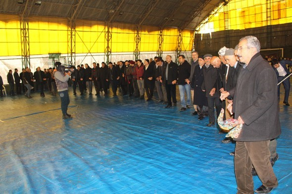 Güney Kore'den geldi Hakkari'ye böyle gelin gitti!