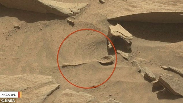 Mars'ta büyük bir kaşık bulundu haberi yanlış çıktı