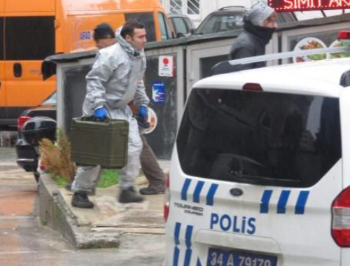 Kadıköy'de 'kokulu zarf' alarmı