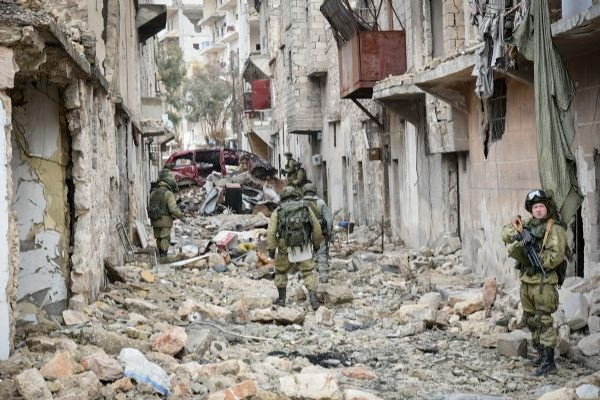 Halep'e giren Rus ordusu fotoğraflar paylaştı