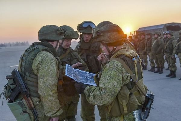 Halep'e giren Rus ordusu fotoğraflar paylaştı