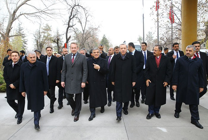 Erdoğan Abdullah Gül'ü yalnız bırakmadı!