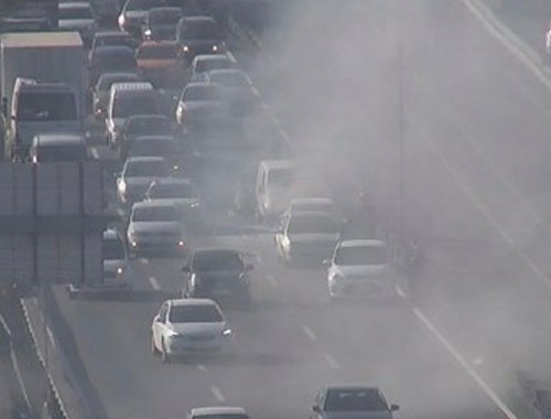 İstanbul trafiğini durduran kaza alev alev yandı