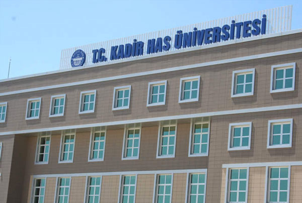 KHAS Üniversitesi'nden gençlere girişimcilik desteği