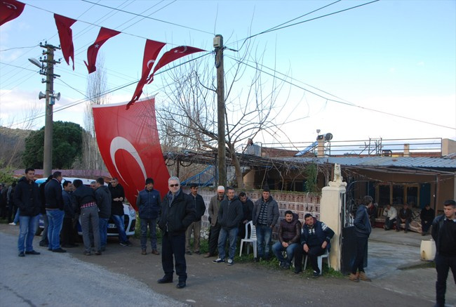 Şehitler son yolculuklarına uğurlandı