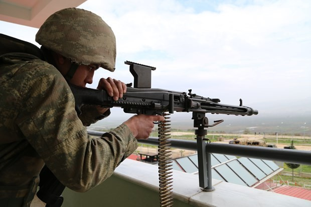 24 saat izliyorlar ilk kez görüntülendiler