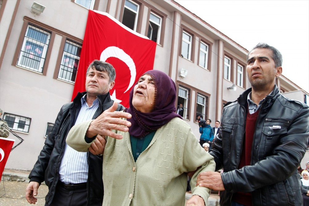 Adıyaman şehidi Kürtçe ağıtlarla uğurlandı!