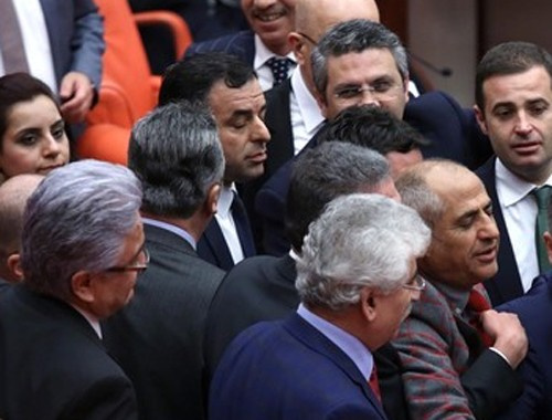 Erdoğan'ın sözleri Meclis'i fena karıştırdı