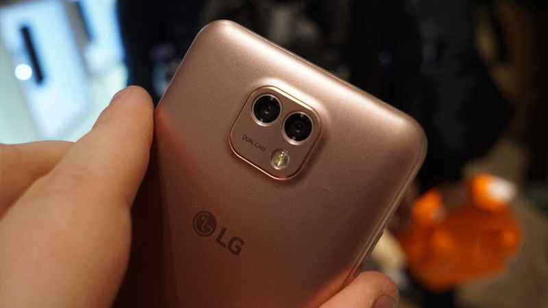 LG'den çift kamera çift ekran