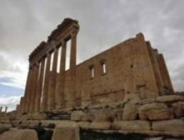 Esad, IŞİD'i antik şehirden atmak üzere!