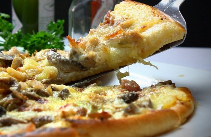 Erkekler pizza kadınlar çikolata bağımlısı